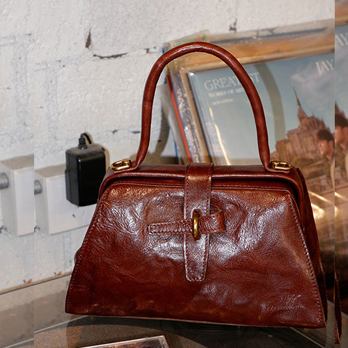 What is Waxed Leather?