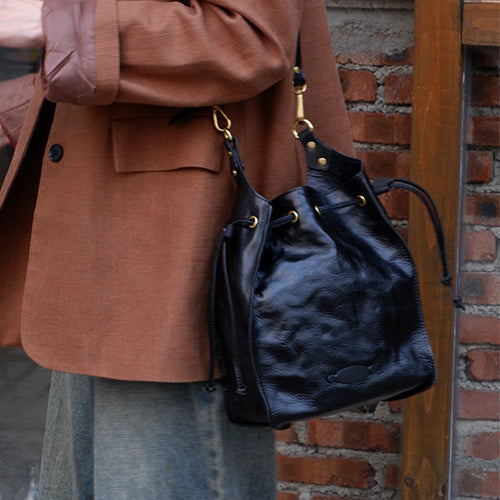 Waxy Leather Drawstring Bucket Bag – iLeatherhandbag