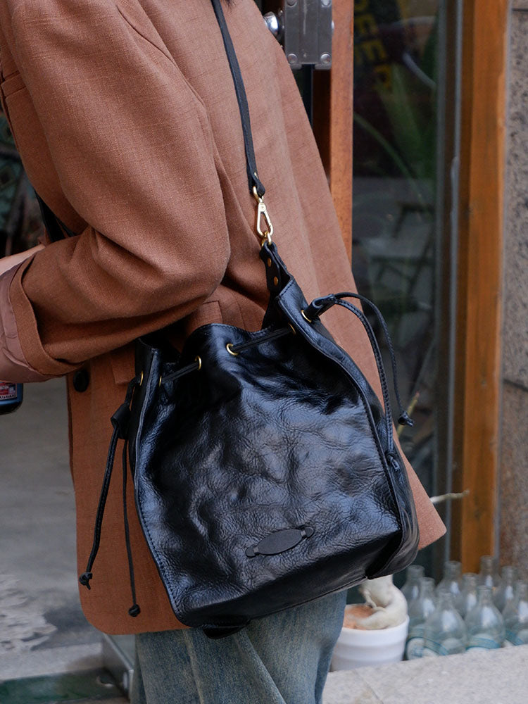 Waxy Leather Drawstring Bucket Bag – iLeatherhandbag