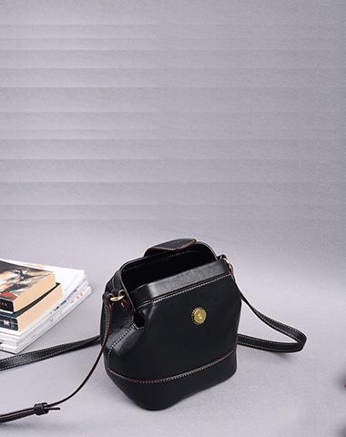 Black Leather Doctor Style Bag, Mini Crossbody Bag, Vintage